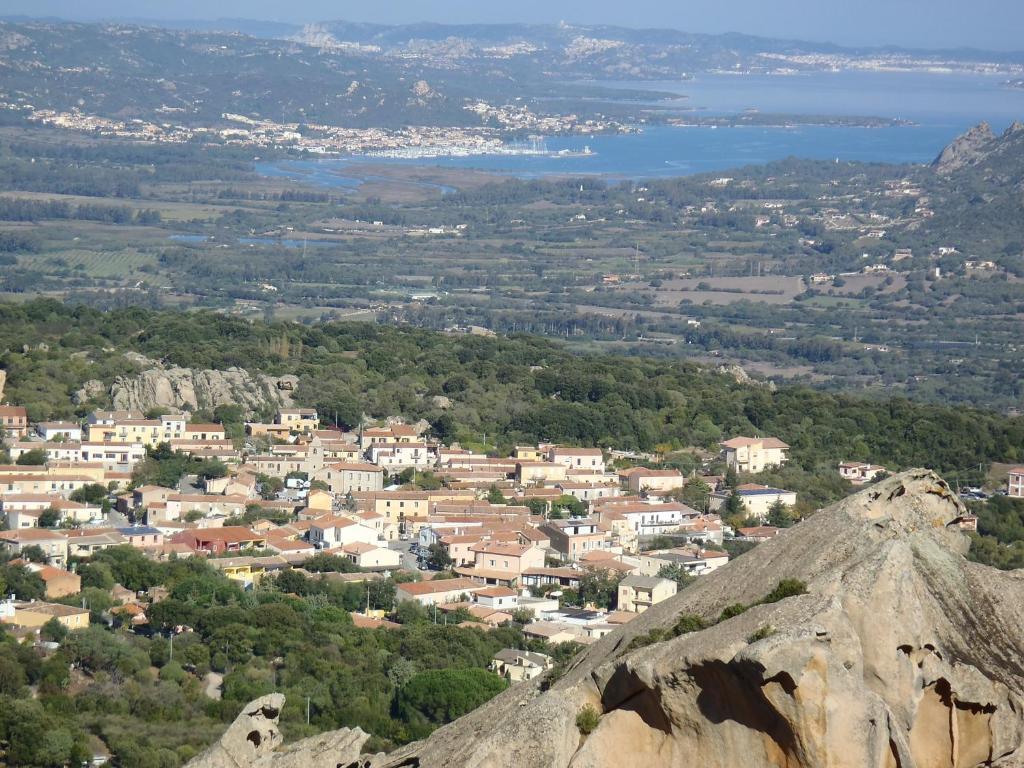 Locanda Sant'Andrea Hotel&Relais San Pantaleo Exterior foto