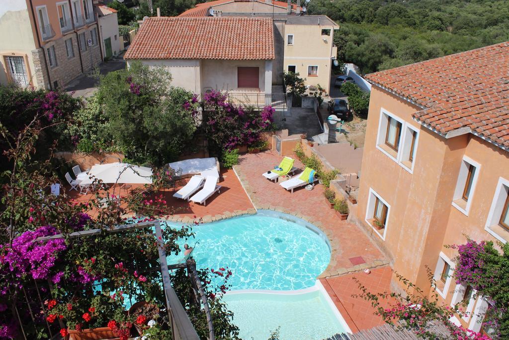 Locanda Sant'Andrea Hotel&Relais San Pantaleo Exterior foto