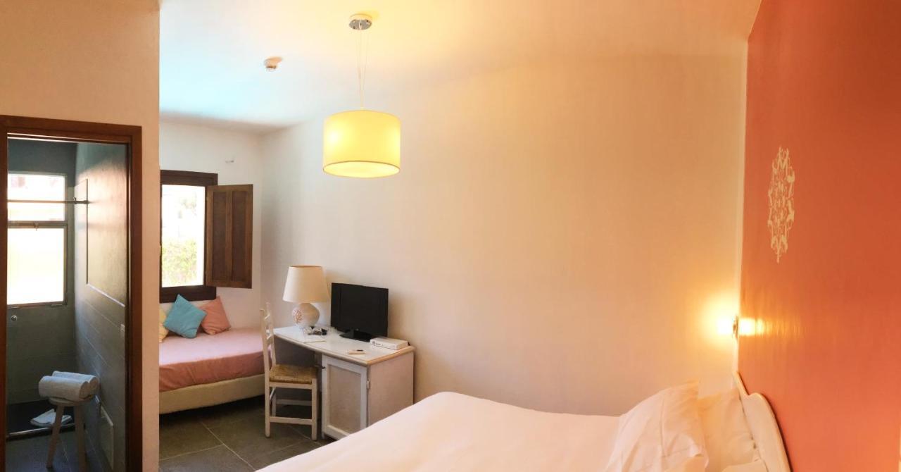 Locanda Sant'Andrea Hotel&Relais San Pantaleo Exterior foto